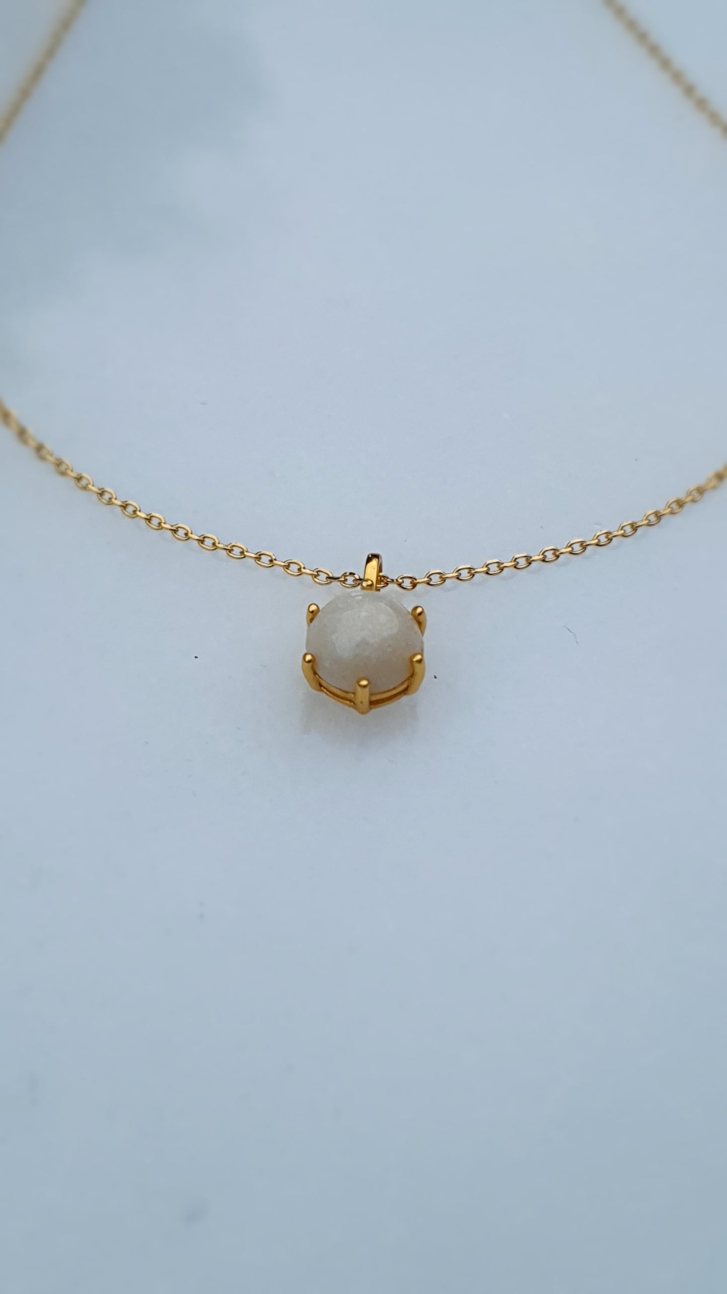 Six Claw Gold Necklace