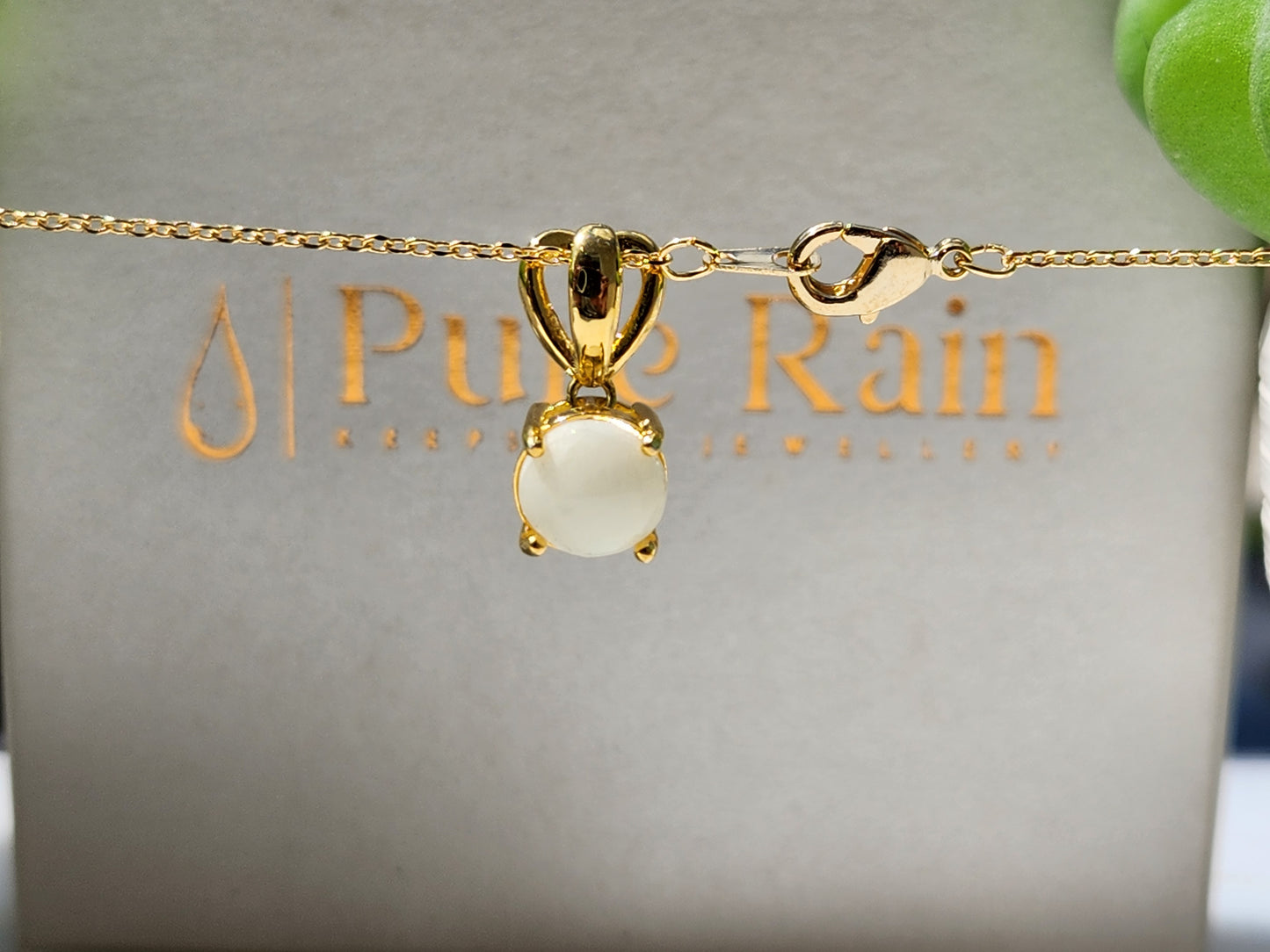 4 Claw Heart Necklace