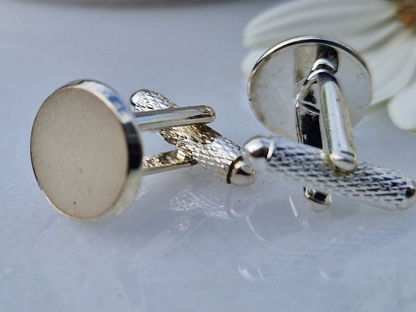 Cufflinks