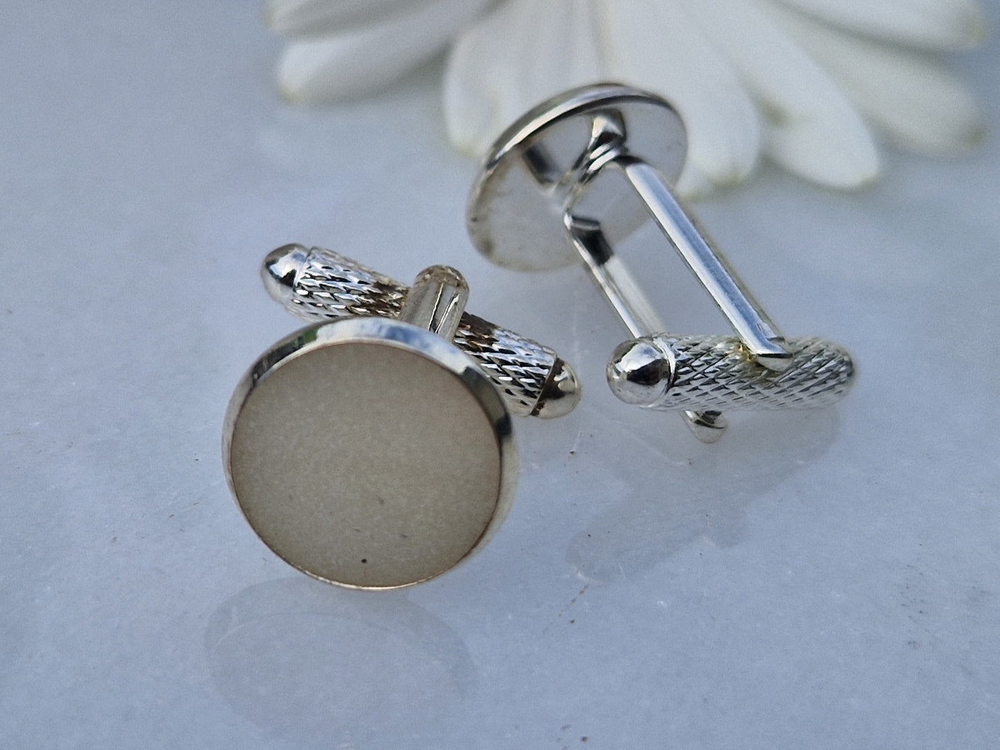 Cufflinks